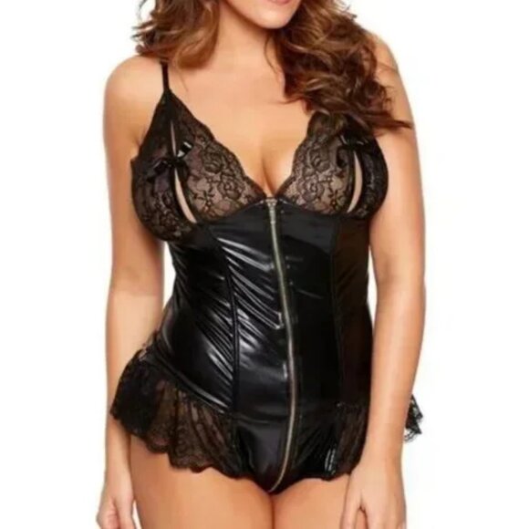 Ann Summers "Tasha" crotchless Teddy - Picture 1 of 5